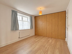 Photo 35- click for photo gallery